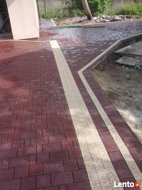 Układanie kostki brukowej