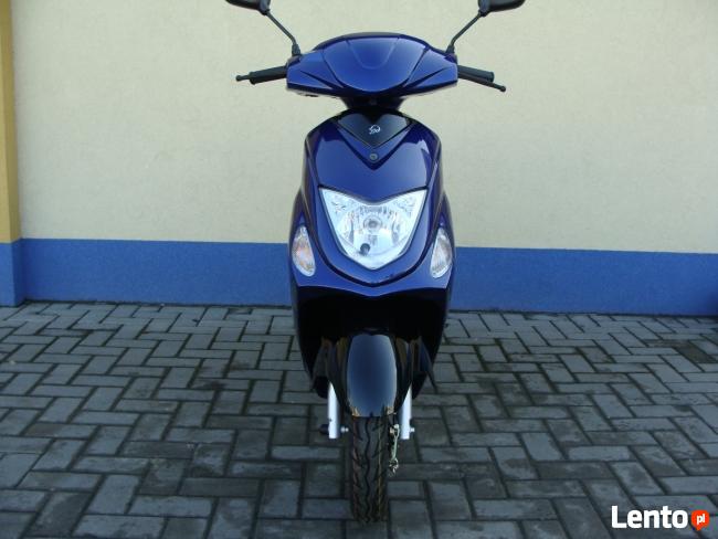 Skuter BENDA SMART kolor granatowy NOWY Moto-Juzwex Zamość