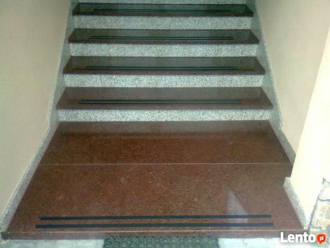 kominki ,piece obudowy kominkowe,granit, marmur