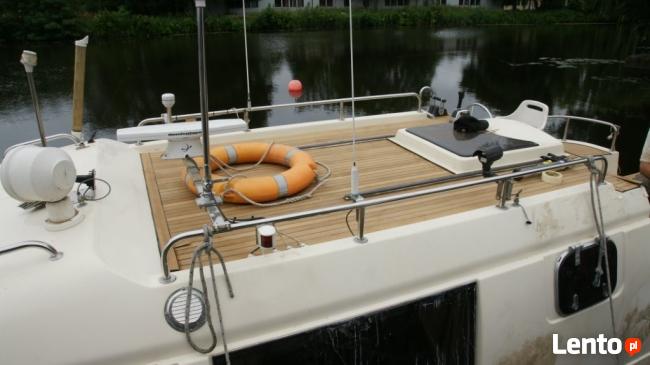 RENOWACJA I BUDOWA POKŁADÓW Z DREWNA EGZOTYCZNEGO