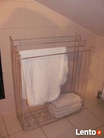 Meble kute wieszak kuty szafka półka na buty metaloplastyka