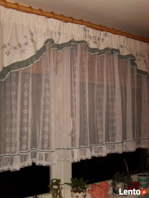 FIRANKA Z FALBANKAMI, BIAŁA, WYSTRÓJ OKNA =WROCŁAW=