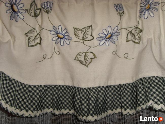 FIRANKA Z FALBANKAMI, BIAŁA, WYSTRÓJ OKNA =WROCŁAW=