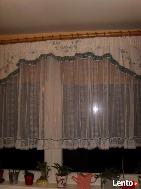 FIRANKA Z FALBANKAMI, BIAŁA, WYSTRÓJ OKNA =WROCŁAW=
