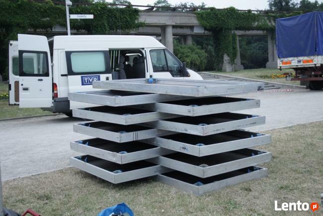 Wynajem podestów scenicznych