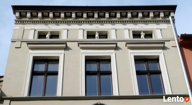Listwy elewacyjne, bonie, gzymsy, kolumny, sztukateria