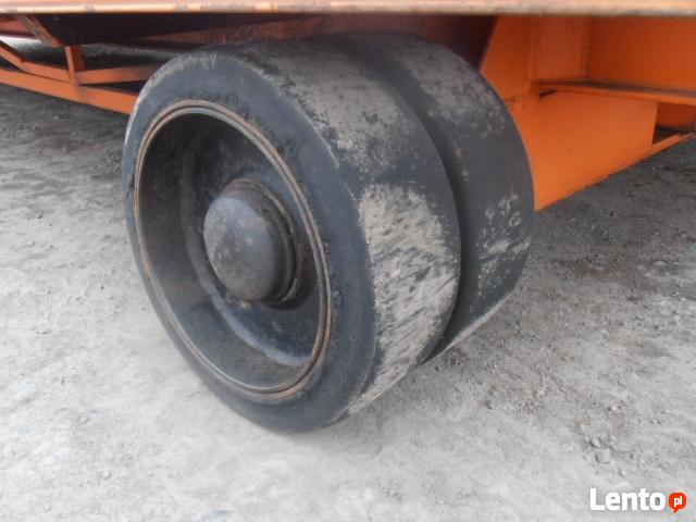 Przyczepa wewnątrz-zakładowa MAFI.