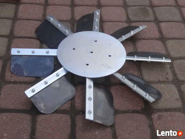 Krzyżak do zacierania żywic lub betonu