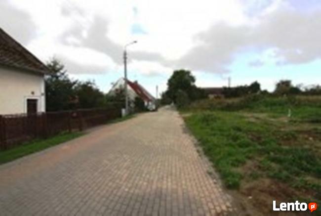 Sprzedam działkę budowlaną