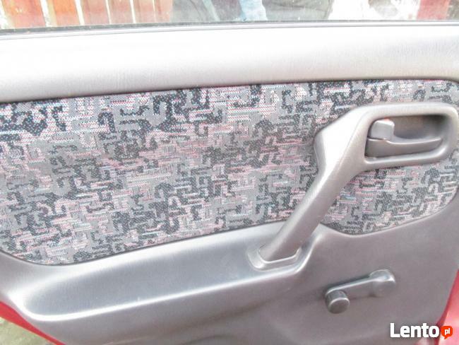 fotele sofy siedzenia tył Nissan Primera p11 1996-99r 2l B