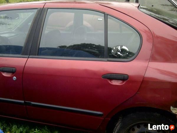 Drzwi czerwone bordowe nissan primera P11 96-02 r 2.0..B