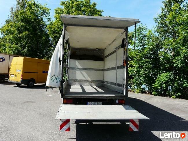 transport, samochód z windą