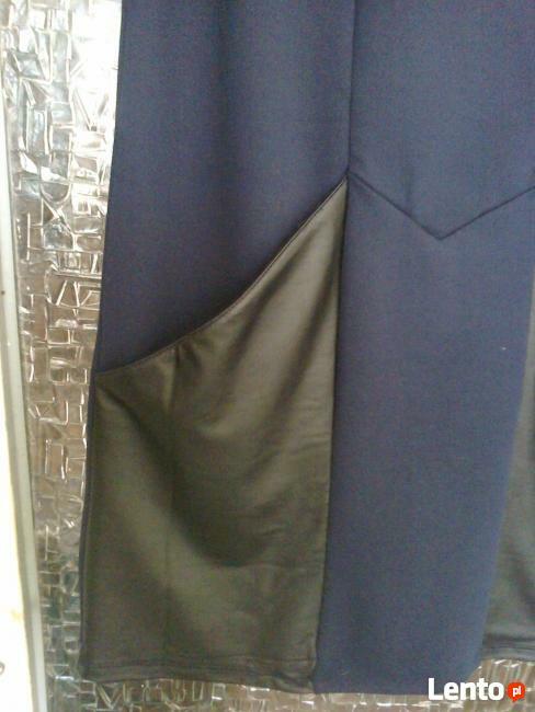 Granatowa sukienka Tezenis