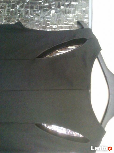 Czarna sukienka Tezenis