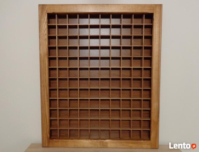 Gablota drewniana kolekcjonerska / półka na modele