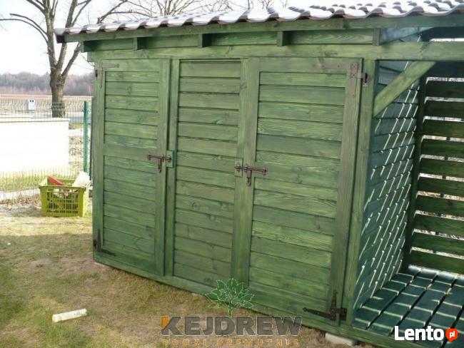 Drewutnia z dwoma pomieszczeniami kryta dachówką