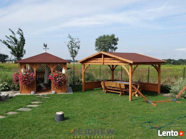 Drewutnia z dwoma pomieszczeniami kryta dachówką