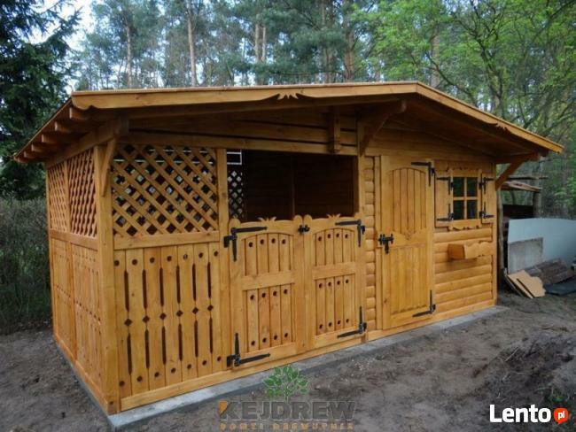 Duży domek z zamykaną drewutnią Hubert