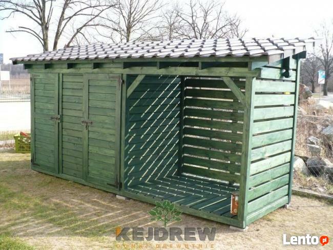 Drewutnia z dwoma pomieszczeniami kryta dachówką