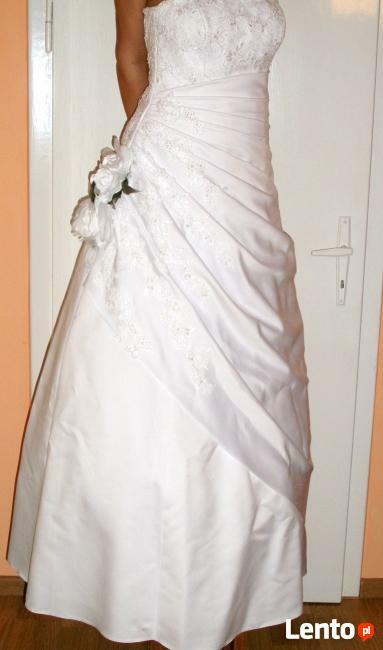 Piękna suknia ślubna / sukienka ślubna biała L/40