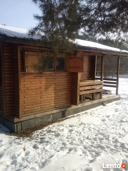 Sprzedam działkę z domkiem