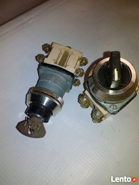 Przyciski sterownicze (napędy)