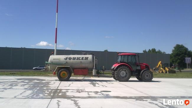 Beczkowozy,zamiatarki,ciągniki rolnicze,usługi,wynajem