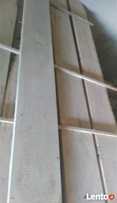 Tarcica: jesion, dąb.