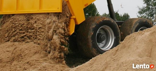 Transport materiałów sypkich wywrotkami - kruszywo, piaski.