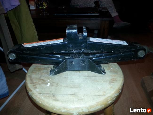 Podnośniki samochodowe różne rodzaje typu rozkładany romb