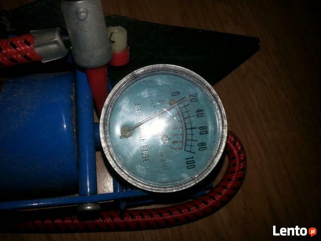 Pompka samochodowa nożna z manometrem - Sprzedam