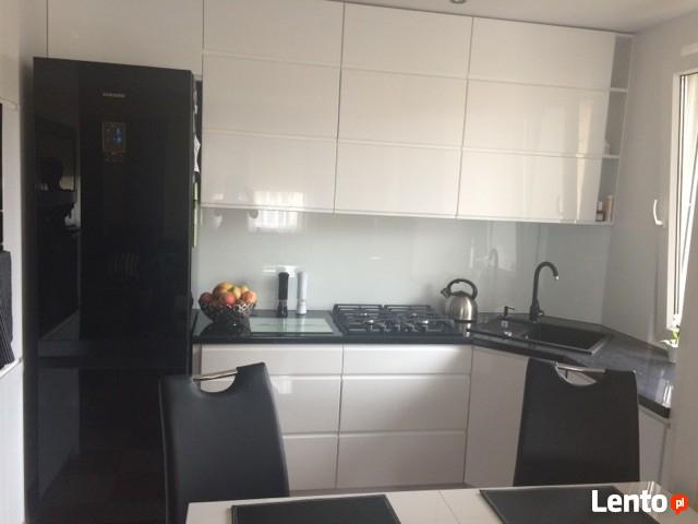 Wymiana frontów i blatów kuchennych