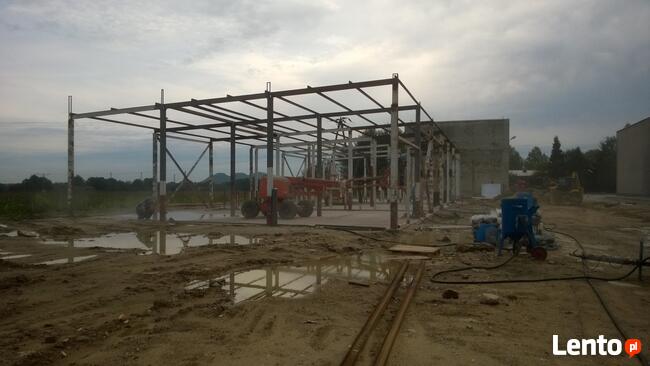 Piaskowanie i malowanie konstrukcji stalowych