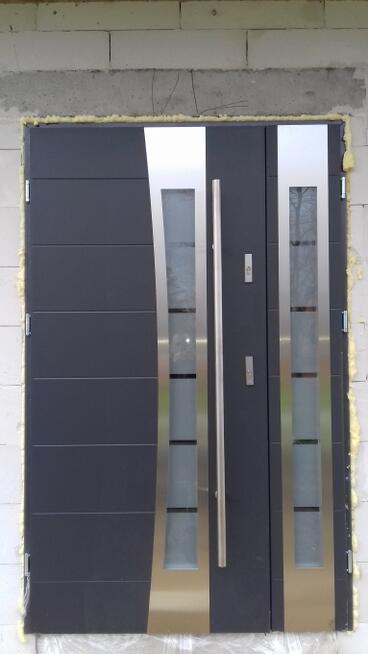 Drzwi zewnętrzne Wikęd