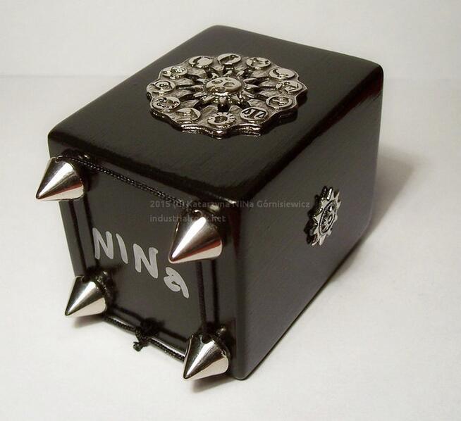 Oryginalny świecznik na tealight zodiak gwiazdki nóżki