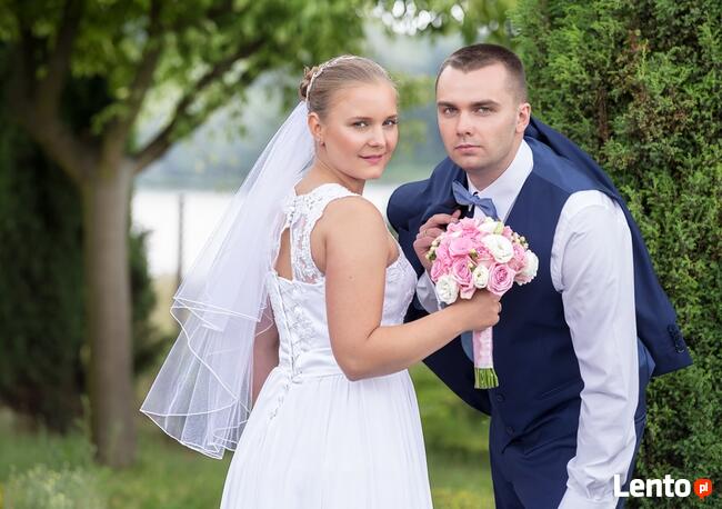 FOTOGRAFIA ŚLUBNA I WIDEOFILMOWANIE