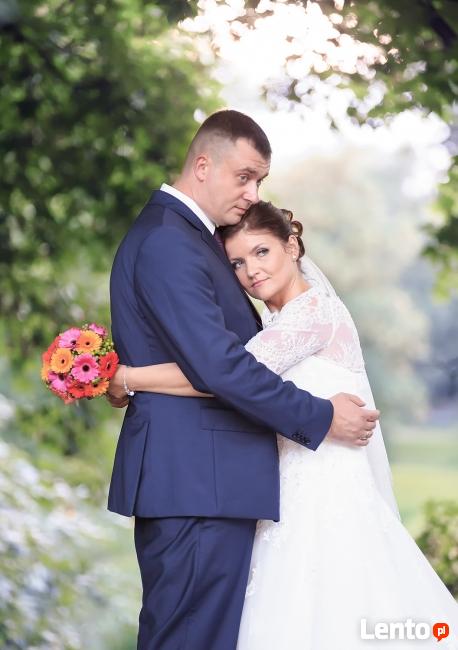FOTOGRAFIA ŚLUBNA I WIDEOFILMOWANIE