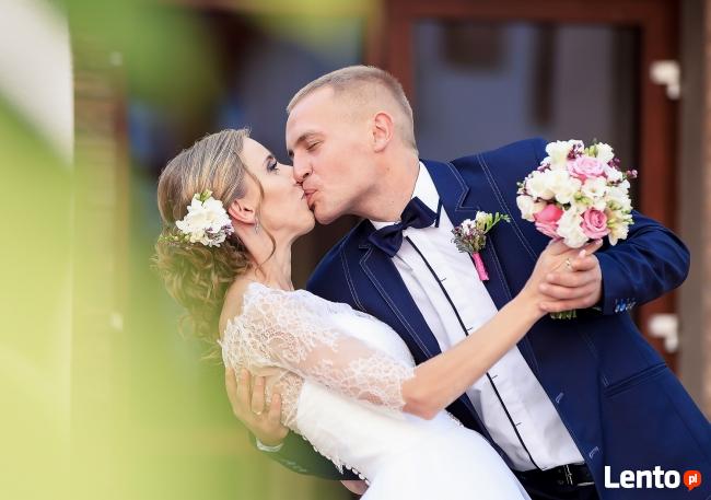 FOTOGRAFIA ŚLUBNA I WIDEOFILMOWANIE