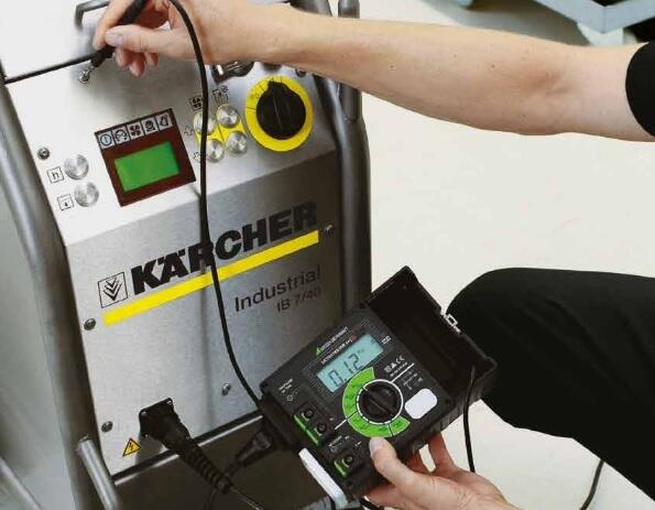 Naprawa, serwis KARCHER: myjek, szorowarek, odkurzaczy, paro