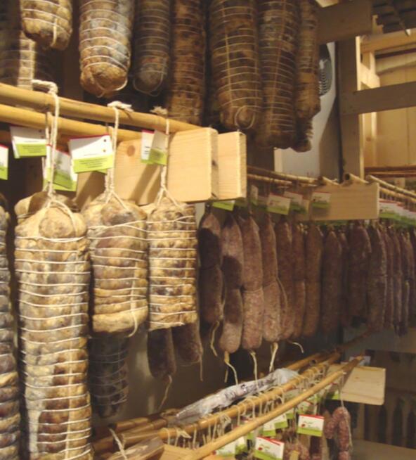 Biznes we Włoszech kompleks produkcji wyrobów mięsnych