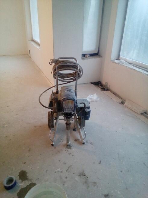 Malowanie natryskowe agregatem hydrodynamicznym