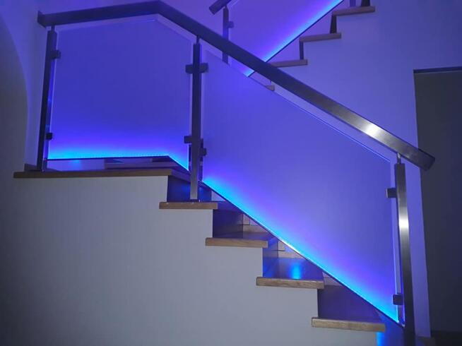 Kwietnik ze stali nierdzewnej z bambusowymi doniczkami