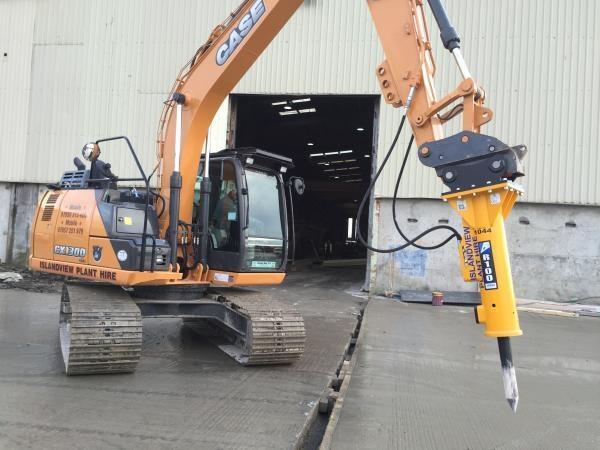 Młot hydrauliczny Arrowhead do koparek o masie 13-16 ton