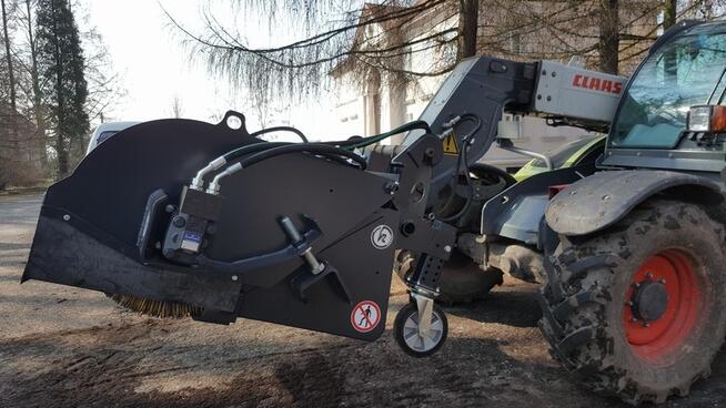 Zamiatarka do ładowarki kołowej teleskopowej, mocna, trwała