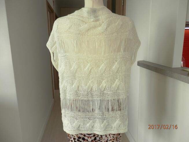 Blezer Kremowy Narzutka Kimono by UK 36