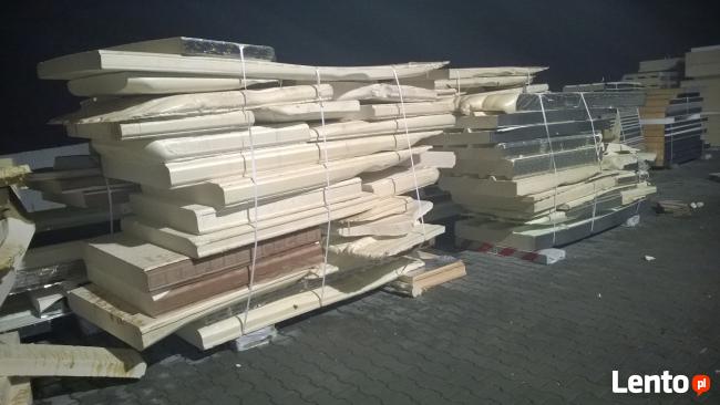 Pianka PIR do dociepleń płyty IZO-PIR płyty warstwowe oborni