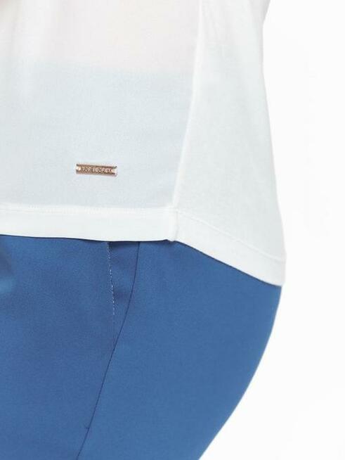 Bluzka ecru, bez rękawów Top Secret