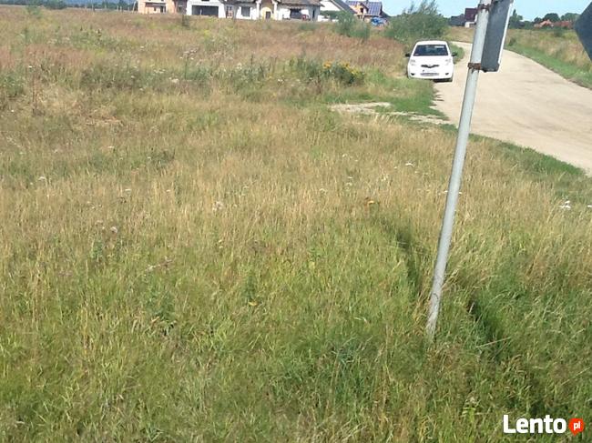 Działka 38 arów w dogodnym miejscu