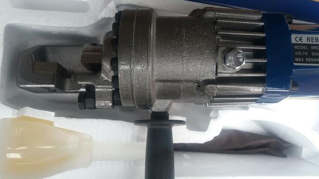 Nożyce do prętów zbrojeniowych do 20 mm firmy EPART.