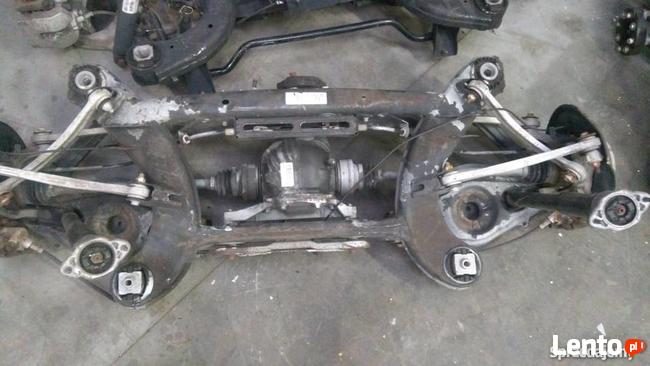 MERCEDES C W204 zawieszenie kompletne tył
